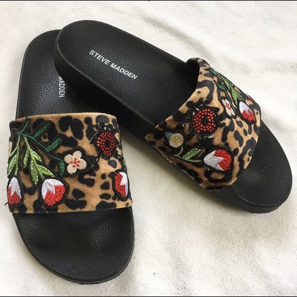 Steve Madden slides - Picture 1 of 6